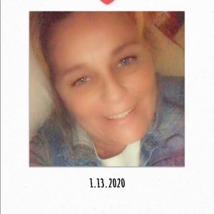 Meet your Posher, Carla